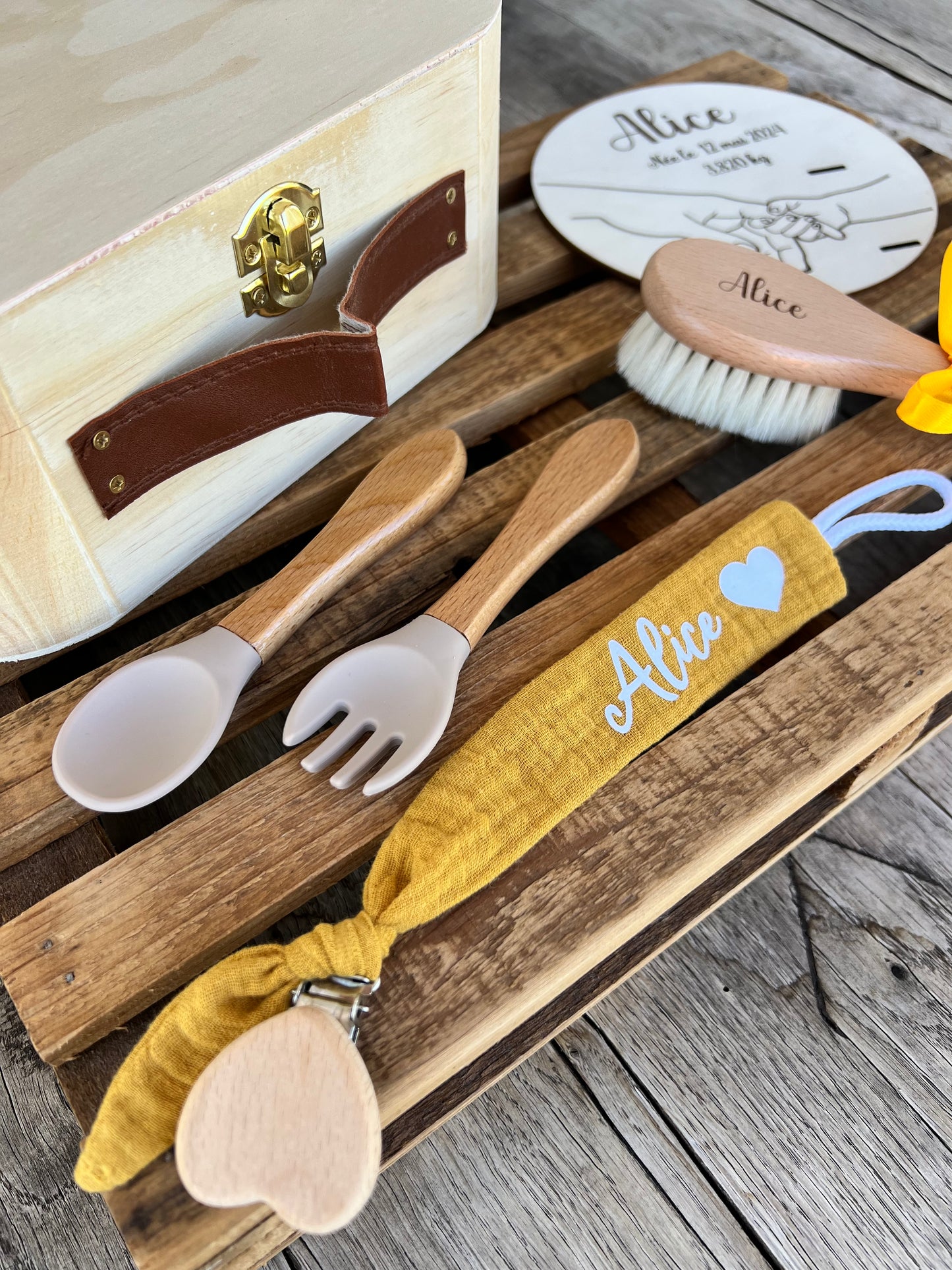 Coffret de naissance Love Moutarde