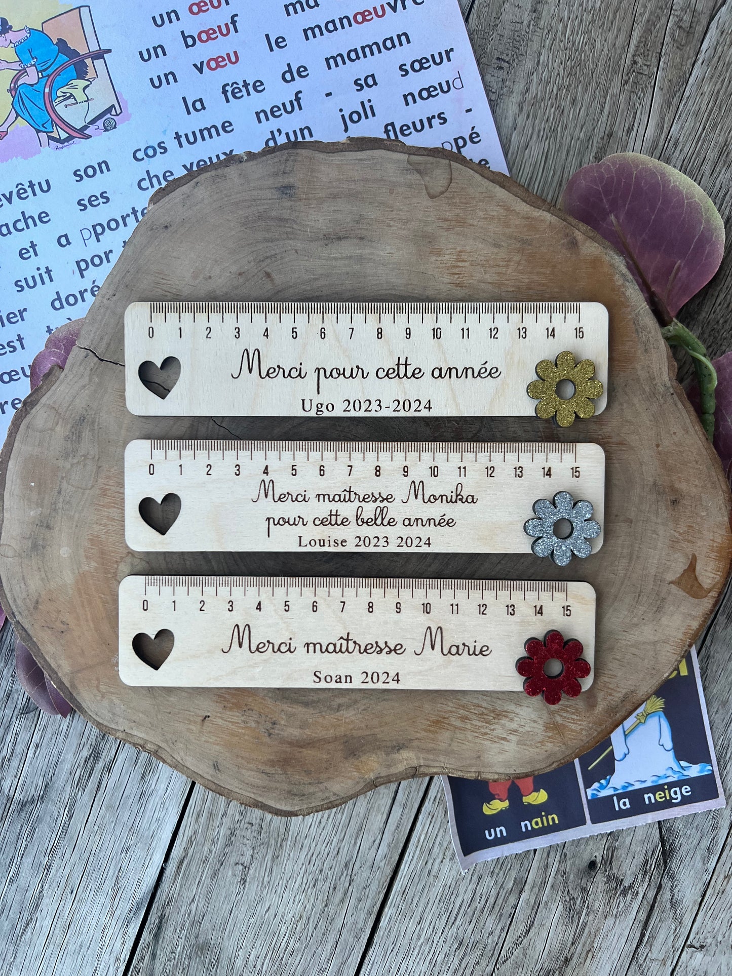 Trousse avec règle et stylo en bois