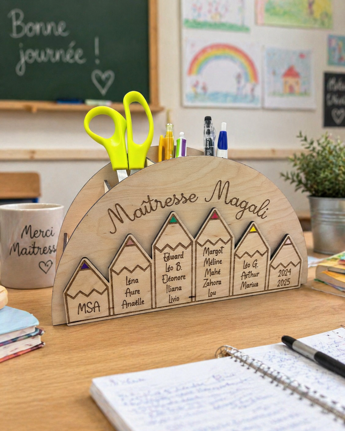 Pot à crayons personnalisé pour maîtresse